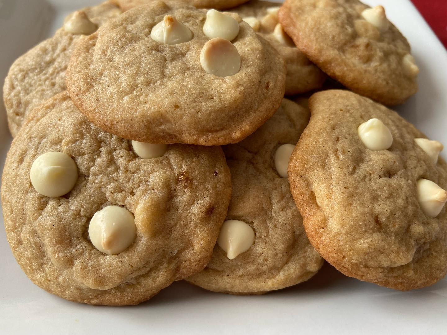 White Chocolate Cinnamon Cookies